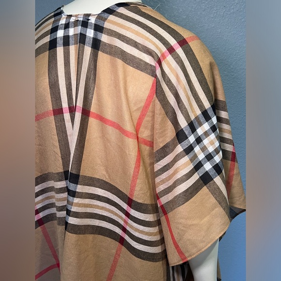 V Fraas Women's Exploded Plaid Ruana Wrap Kimono Beige One Size 75$ - Picture 4 of 7